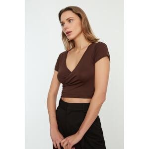 Trendyol Brown Fitted Double Breasted Neck Crop Viscose Stretchy Knitted Blouse