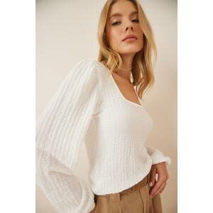 Happiness İstanbul Women's White Square Neck Textured Knitted Blouse