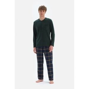 Dagi Green V-Neck Long Sleeve Top with Pockets and Plaid Bottom Pajamas Set