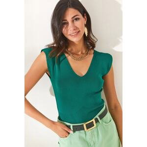 Olalook Women's Emerald Green Knitwear Blouse With Shoulders And Skirt Detailed Front Back V-Knit
