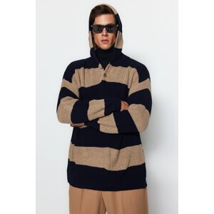 Trendyol Navy Blue-Mink Men's Oversize Fit Wide Fit Striped Hooded Knitwear Sweater.
