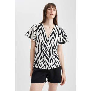 DEFACTO V Neck Fitted Short Sleeve Blouse