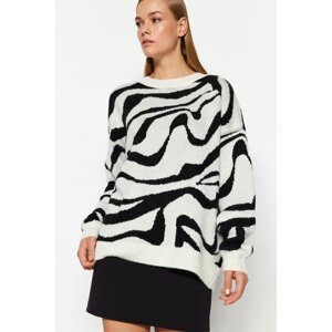 Trendyol Wide Fit Ecru. Patterned Knitwear Sweater