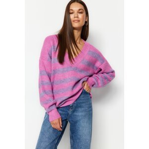 Trendyol Pink Wide Fit Soft Textured Knitwear Sweater
