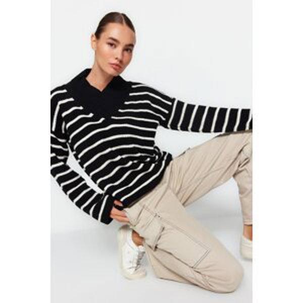 Trendyol Black V-Neck Striped Knitwear Sweater
