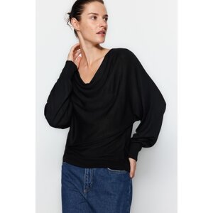 Trendyol Black Wide Fit Plunger Collar Knitwear Sweater