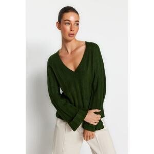 Trendyol Emerald Green Soft Textured V-Neck Knitwear Sweater