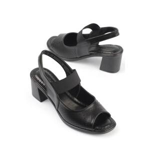 Capone Outfitters Capone Women's Open Toe Heels