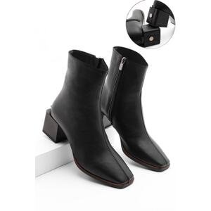 Marjin Women's Heeled Boots&booties Flat Toe Wooden Pattern Heels Zippered Daily Classic Boots Noyes black.