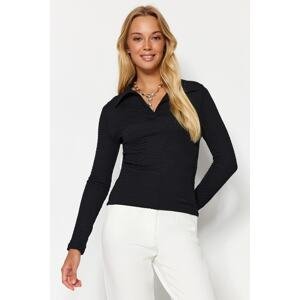 Trendyol Black Premium Textured Slim Half-Placed Polo Neck Flexible Knitted Blouse
