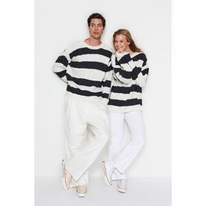 Trendyol Unisex Oversize Fit Wide fit Crew neck Striped Knitwear Sweater