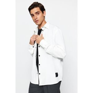 Trendyol Men's Ecru Regular Fit Label Detailed Snap Snap Closure Flexible Comfortable Knitted Shirt