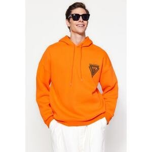 Trendyol Men's Orange Oversize/Wide-Fit Fluffy Printed Cotton Fleece Sweatshirt