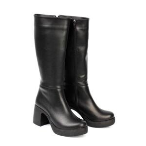 Capone Outfitters Round Toe Below the Knee Women's Boots