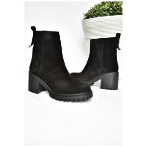 Fox Shoes R654006502 Black Genuine Leather and Suede Women's Boots with Thick Heels