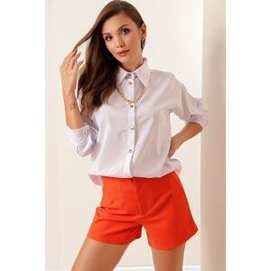 By Saygı Loose Cotton Shirt With Necklace In White