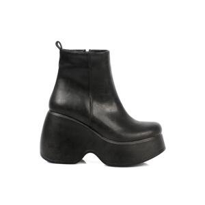 Capone Outfitters Round Toe Platform Heeled Women's Boots
