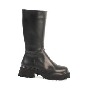 Capone Outfitters Round Toe, Below the Knee Trak Sole Women's Boots