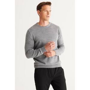 ALTINYILDIZ CLASSICS Men's Gray Melange Standard Fit Normal Cut Crew Neck Knitwear Sweater.