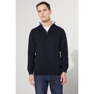 ALTINYILDIZ CLASSICS Men's Navy Blue Standard Fit Regular Cut Stand-Up Bato Collar Raised Soft Textured Knitwear Sweater