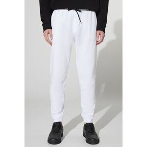 AC&Co / Altınyıldız Classics Men's White Standard Fit Normal Cut Pocket Cotton Comfort Sweatpants
