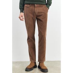 ALTINYILDIZ CLASSICS Men's Brown Comfort Fit Relaxed Cut Velvet Flexible Trousers