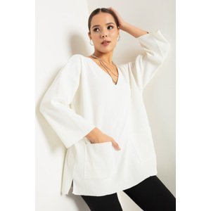 Lafaba Women's White V-Neck Pocket Knitwear Sweater