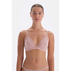 Dagi Soft Pink Fabric and Lace Detailed Snap-on Covered Bralette