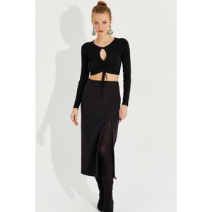 Cool & Sexy Women's Black Slit Zippered Midi Skirt