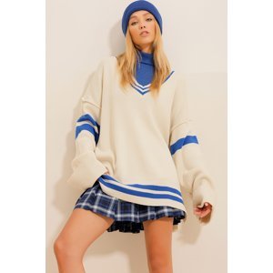 Trend Alaçatı Stili Women's Vanilla V-Neck Stripe Block Oversize Sweater with Side Slits