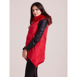 Červená zimní vesta s kapucí a kožešinou