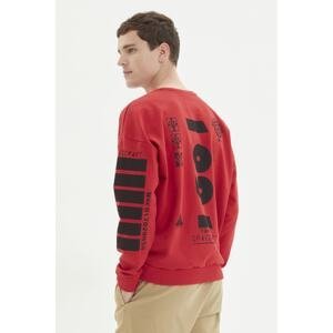 Trendyol Men's Red Oversized/Wide-Fit Fleece Sweatshirt with a Printed Back
