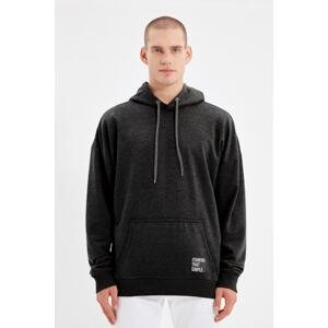 Trendyol Men's Basic Hooded Oversized/Wide-Fit Cotton Fleece Sweatshirt with Labels.