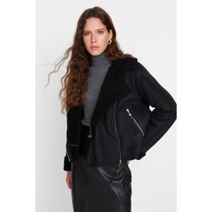 Trendyol Winter Jacket - Schwarz - Basic