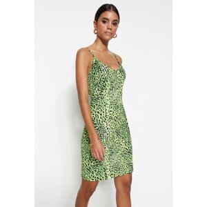 Trendyol Zelený Leopardí vzor Vypasovaná mini ramínka, flexibilní pletené šaty