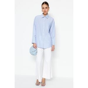 Trendyol světle modrá pruhovaná košile s širokými manžetami z tkané bavlny