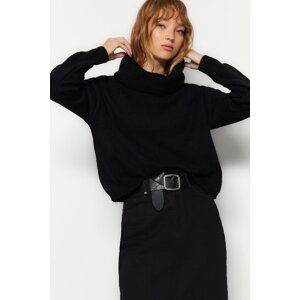 Trendyol černý měkký texturovaný pletený svetr s otočným límcem