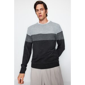 Trendyol Gray Men's Slim Fit Crew Neck Blocky Sweater