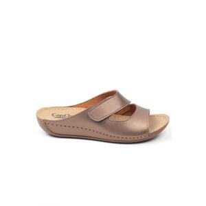 Capone Outfitters Mules - Metallic - Wedge