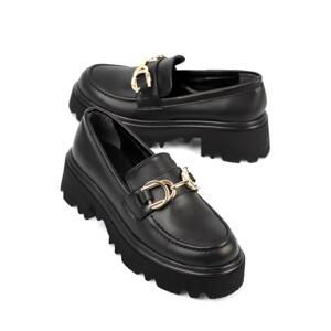 Capone Outfitters Capone Round Toe Women's Buckle Trak Sole Loafers