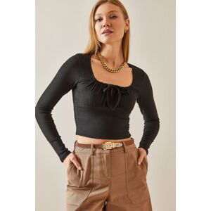 XHAN Black U Neck Laced Camisole Crop Blouse