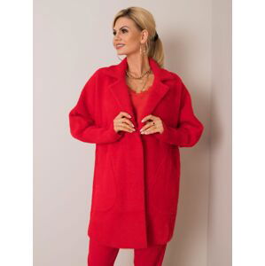 Červený nadýchaný kabát z alpaky