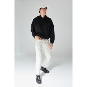 Trendyol Limited Edition Men's Black Oversize/Wide-Fit Long Sleeve Hooded Sweatshirt.