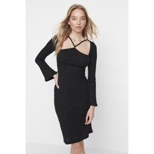 Trendyol Black Cut Out Detailed Midi Knitted Dress