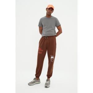 Trendyol Men's Brown Oversize/Wide Cut Jogger Sweatpants with Text and Elastic Legs. TMMNSS22EA0119