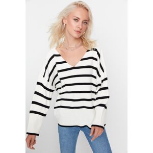 Trendyol Wide fit Ecru Basic Striped Knitwear Sweater