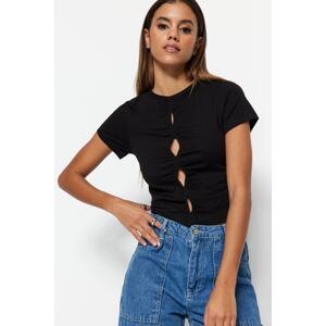 Trendyol Black Cut Out Detailed Fitted/Simple Crop Cotton Stretch Knitted Blouse