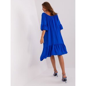 Kobaltově modré šaty s volánem a 3/4 rukávy