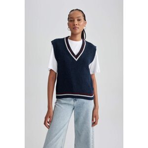 DEFACTO Oversize Fit V-Neck Knitwear Vest
