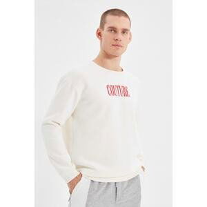 Trendyol Men's Ecru Regular/Real Fit Long Sleeve Crew Neck Embroidered Sweatshirt